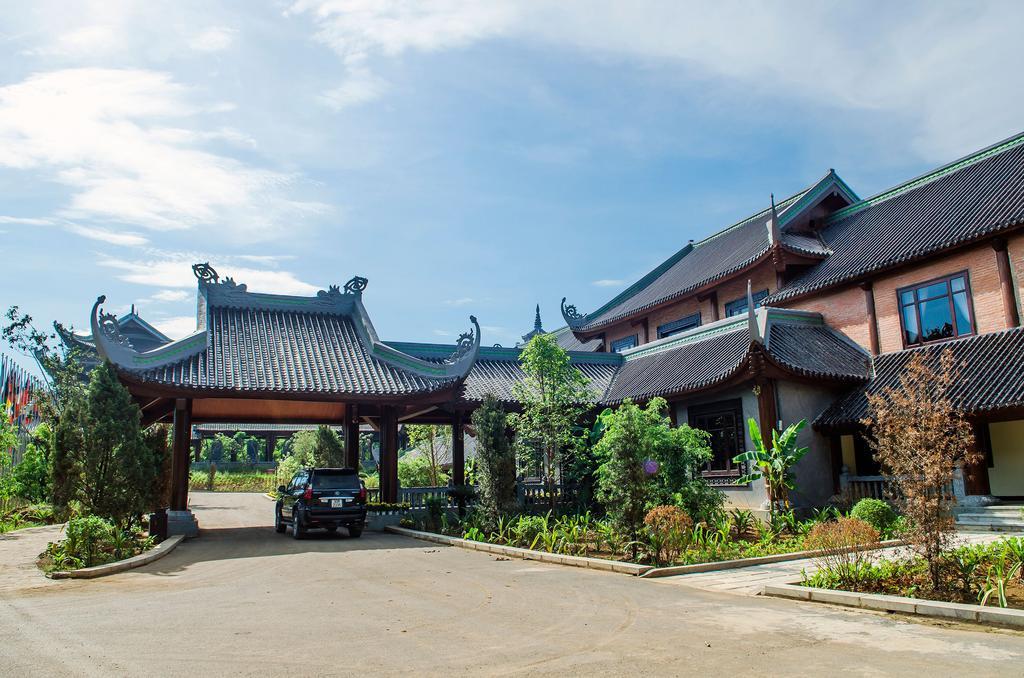 Hôtel Khach Xa Bai Dinh à Ninh Bình Extérieur photo